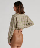 With fun and flirty details, Cool And Classic Plaid Twist Top shows off your unique style for a trendy outfit for the summer season!