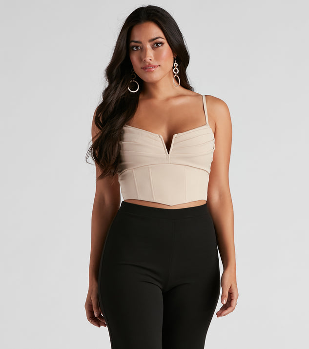 With fun and flirty details, Pretty Pleats Satin Notch Bustier shows off your unique style for a trendy outfit for the summer season!