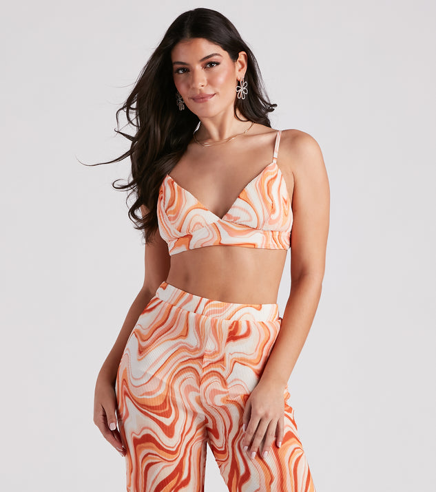 Spring Break Vibes Pleated Bra Top is a fire pick to create 2023 festival outfits, concert dresses, outfits for raves, or to complete your best party outfits or clubwear!