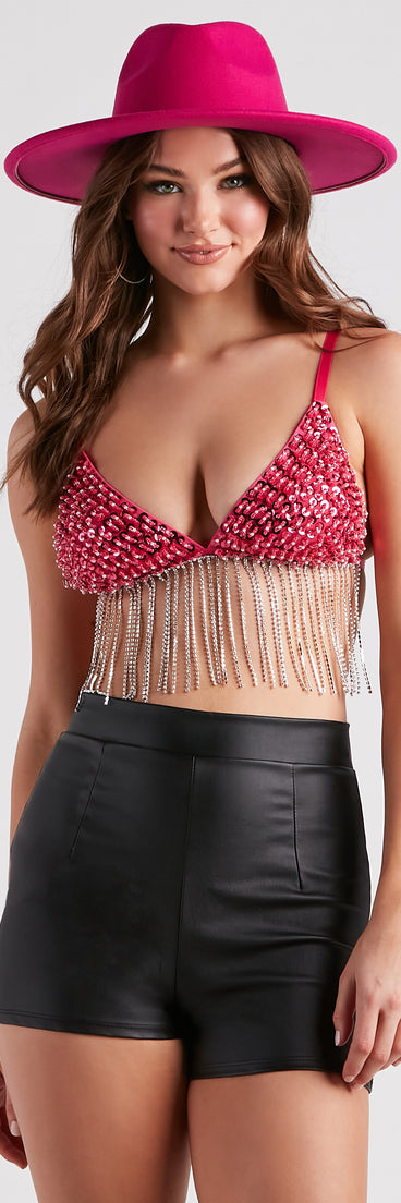 Desert Babe Beaded Fringe Bra Top is a fire pick to create 2023 festival outfits, concert dresses, outfits for raves, or to complete your best party outfits or clubwear!
