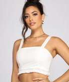 With fun and flirty details, Come Away With Me Linen Crop Top shows off your unique style for a trendy outfit for the summer season!