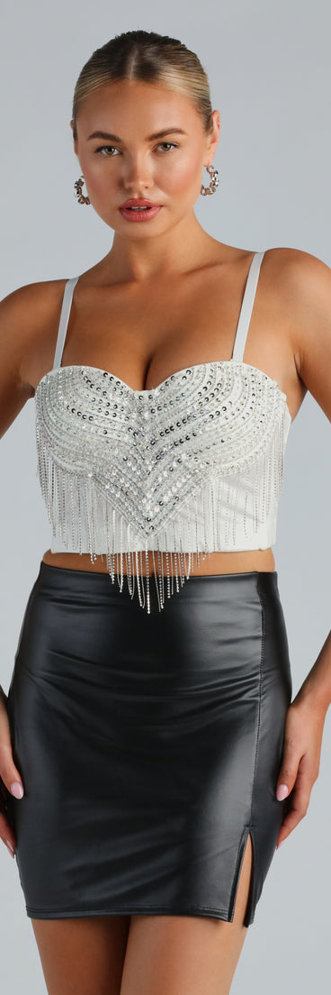 I'm The Catch Sequin Rhinestone Fringe Bustier is a trendy pick to create 2024 concert outfits, festival dresses, outfits for raves, or to complete your best party outfits or clubwear!