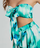 With fun and flirty details, the Forever Muse Abstract Satin Bandeau Crop Top shows off your unique style for a trendy outfit for summer!