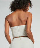 The waist-defining bodice style of the What A Girl Wants Strapless Linen Bustier is perfect for making a statement with your outfit and provides the boning, molded cups, or lace-up details that capture the corset trend.