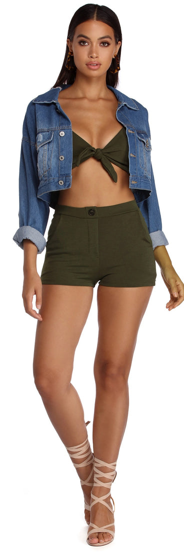 You’ll look stunning in the Knot For You Crop Top when paired with its matching separate to create a glam clothing set perfect for parties, date nights, concert outfits, back-to-school attire, or for any summer event!