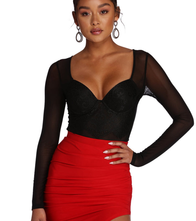 Dress up in What An Angel Bustier Bodysuit as your going-out dress for holiday parties, an outfit for NYE, party dress for a girls’ night out, or a going-out outfit for any seasonal event!