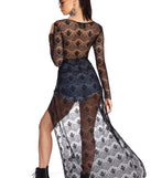 With fun and flirty details, All You Eyelash Lace Duster shows off your unique style for a trendy outfit for the summer season!