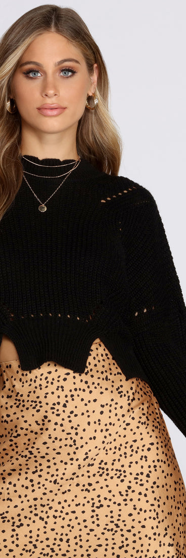 With fun and flirty details, Destructed Mock Neck Pullover shows off your unique style for a trendy outfit for the summer season!