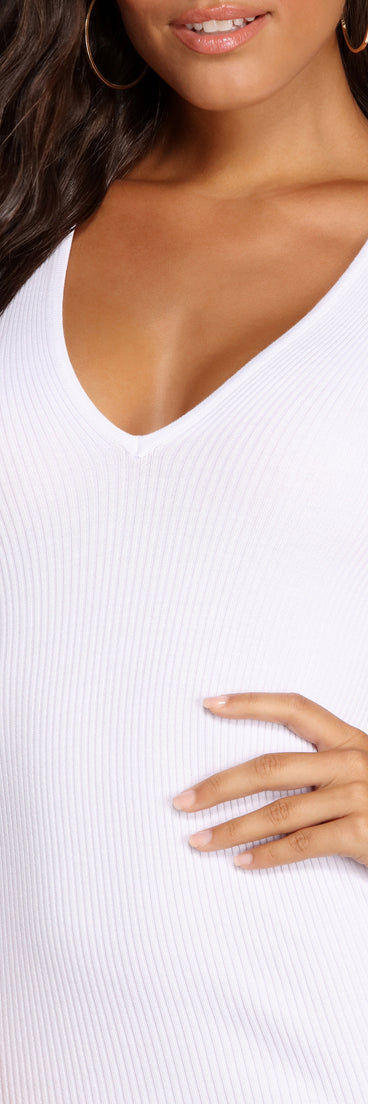 Stylishly Sleek Open Back Sweater Dress