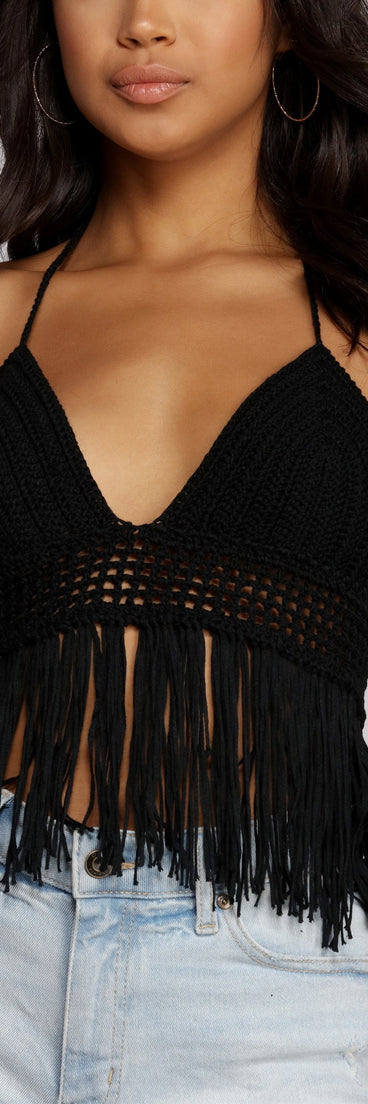 With fun and flirty details, Festive In Fringe Halter Top shows off your unique style for a trendy outfit for the summer season!