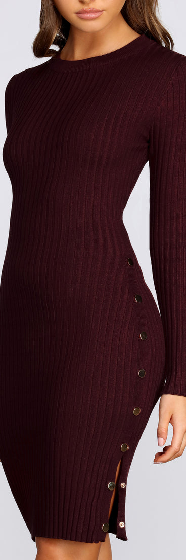 Sassy Snaps Ribbed Midi Dress
