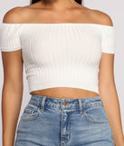 With fun and flirty details, Stylish Sweetheart Off The Shoulder Crop Top shows off your unique style for a trendy outfit for the summer season!