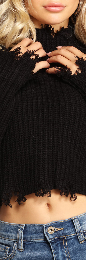 With fun and flirty details, Destructed Mock Neck Cropped Sweater shows off your unique style for a trendy outfit for the summer season!