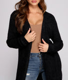 With fun and flirty details, Layer Up Basic Knit Cardigan shows off your unique style for a trendy outfit for the summer season!