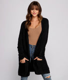 With fun and flirty details, Layer Up Basic Knit Cardigan shows off your unique style for a trendy outfit for the summer season!