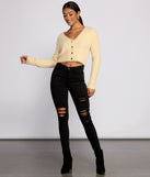 With fun and flirty details, Cozy Vibes Cropped Cardigan shows off your unique style for a trendy outfit for the summer season!