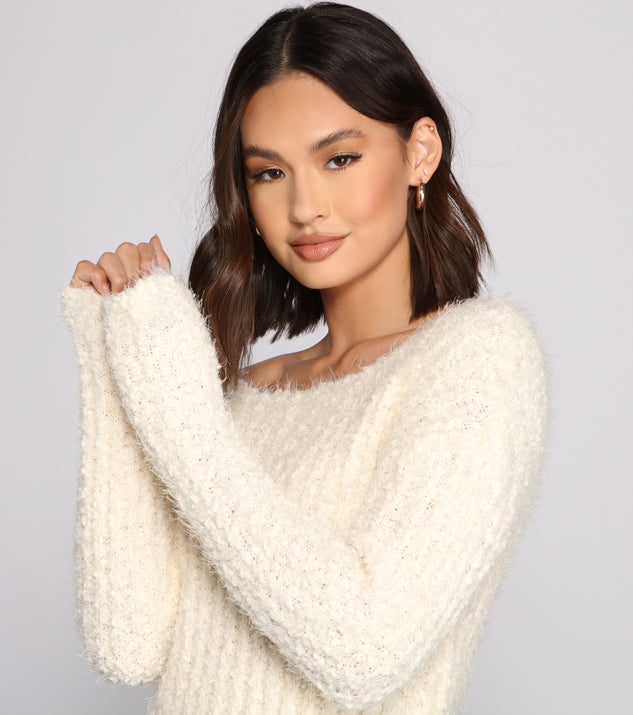 With fun and flirty details, Cozy Cropped Popcorn Knit Sweater shows off your unique style for a trendy outfit for the summer season!