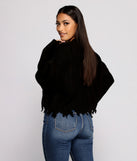 With fun and flirty details, Destructed Knit Long Sleeve Cropped Sweater shows off your unique style for a trendy outfit for the summer season!