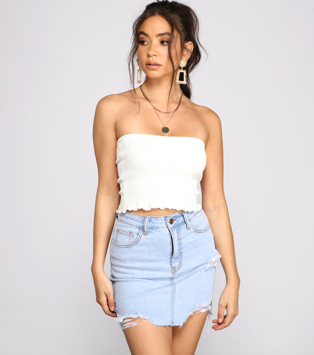 With fun and flirty details, Basic Vibes Smocked Tube Top shows off your unique style for a trendy outfit for the summer season!