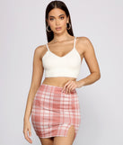 With fun and flirty details, Chic Trendsetter Crop Top shows off your unique style for a trendy outfit for the summer season!