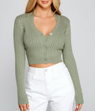 With fun and flirty details, Basic Ribbed Knit Cropped Cardigan shows off your unique style for a trendy outfit for the summer season!