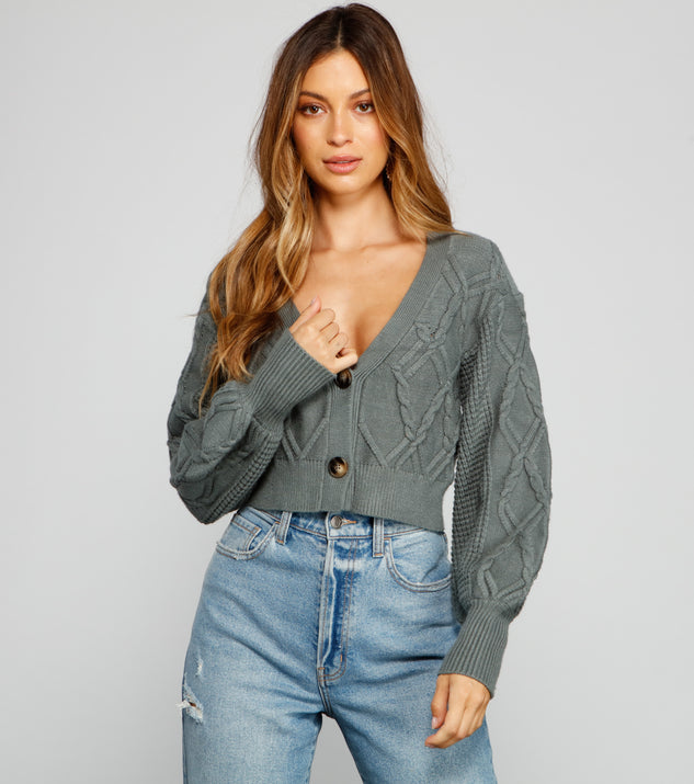 With fun and flirty details, Stylishly Cozy Cable Knit Cropped Cardigan shows off your unique style for a trendy outfit for the summer season!