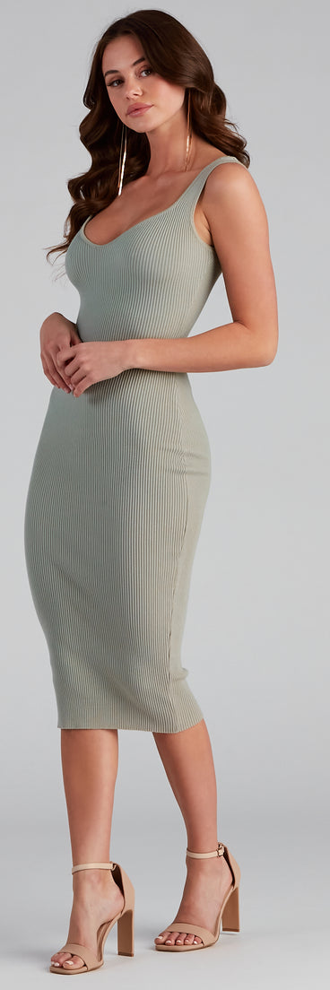 Essential Sleeveless Midi Dress