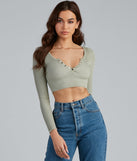 Snap A Pose Crop Top is a trendy pick to create 2023 festival outfits, festival dresses, outfits for concerts or raves, and complete your best party outfits!