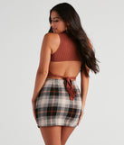 With fun and flirty details, Fall For You Cable Knit Crop Top shows off your unique style for a trendy outfit for the summer season!