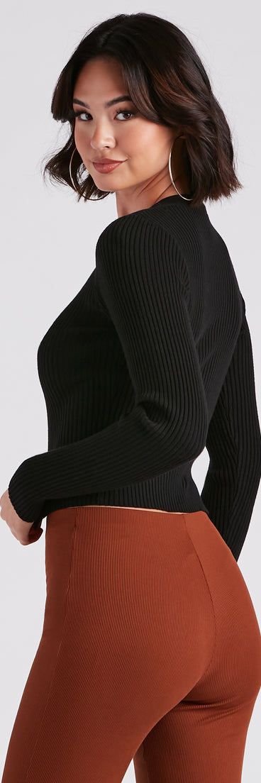 With fun and flirty details, Come And Flaunt It Hoop Sweater Top shows off your unique style for a trendy outfit for the summer season!