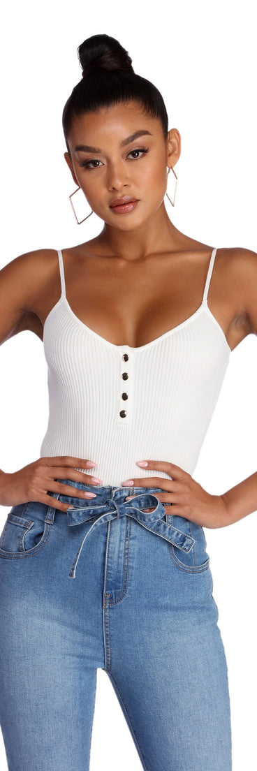 With fun and flirty details, Bend And Snap Front Bodysuit shows off your unique style for a trendy outfit for the summer season!