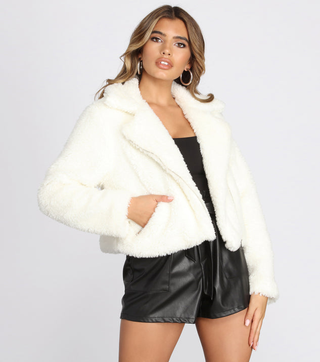 Faux Fur Moto Jacket creates the perfect New Year’s Eve Outfit or new years dress with stylish details in the latest trends to ring in 2023!