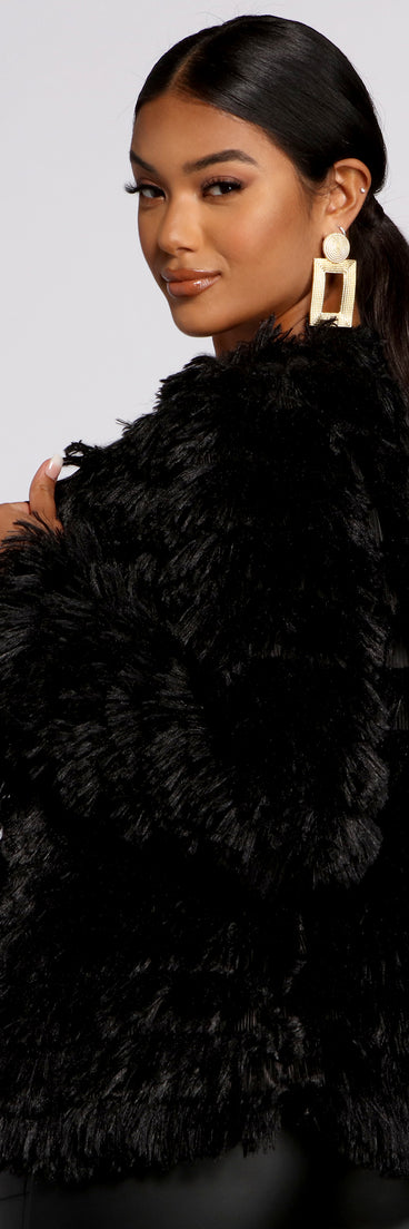 Faux-Ever Yours Fringe Jacket helps create the best summer outfit for a look that slays at any event or occasion!