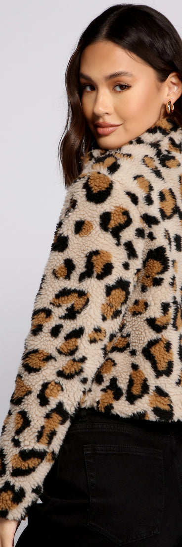 Trendy Girl Leopard Print Bomber Jacket helps create the best summer outfit for a look that slays at any event or occasion!