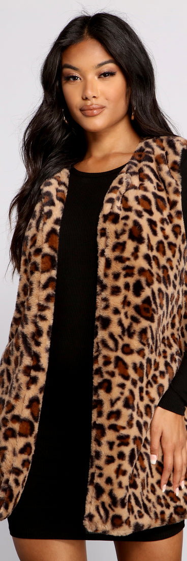 So Sassy Faux Fur Leopard Print Vest helps create the best summer outfit for a look that slays at any event or occasion!