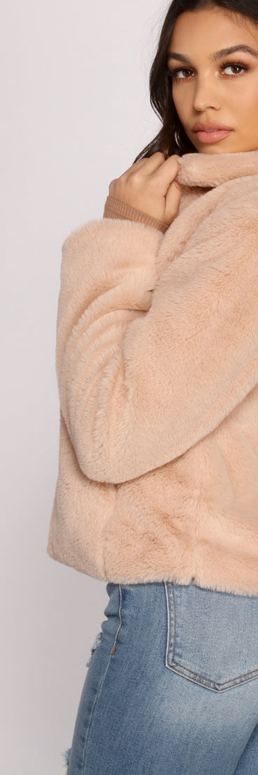 Cuddle Weather Faux Fur Jacket helps create the best summer outfit for a look that slays at any event or occasion!