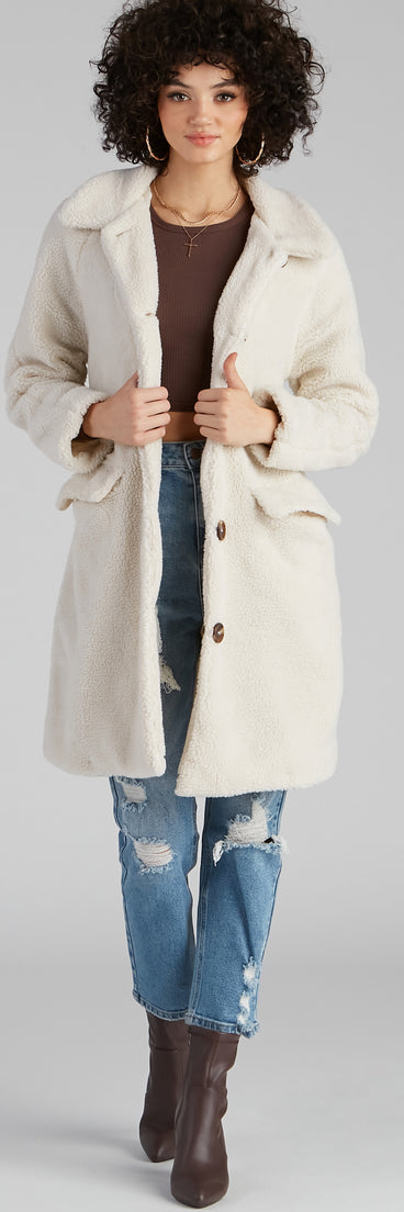 Cozy Season Long Sherpa Coat helps create the best summer outfit for a look that slays at any event or occasion!
