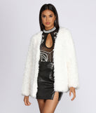 Major Glam Faux Fur Jacket is a trendy pick to create 2023 festival outfits, festival dresses, outfits for concerts or raves, and complete your best party outfits!