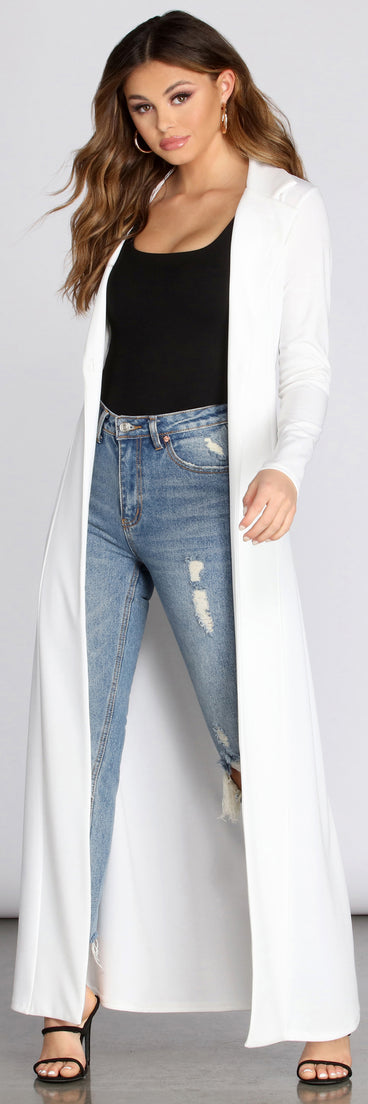 Always Chic Long Line Blazer helps create the best summer outfit for a look that slays at any event or occasion!