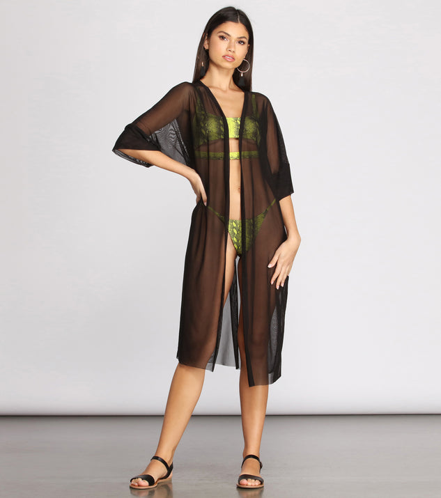 Don't Mesh With Me Kimono helps create the best summer outfit for a look that slays at any event or occasion!