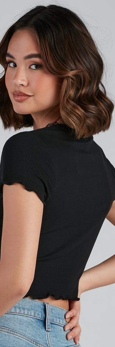 With fun and flirty details, Feelin' Cute Tie-Front Crop Top shows off your unique style for a trendy outfit for the summer season!