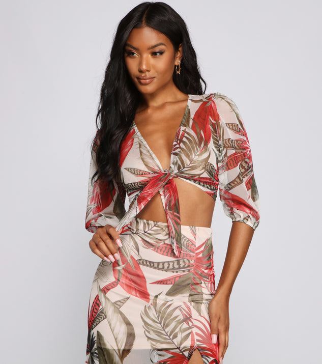 With fun and flirty details, Tropic Dreams Tie Front Top shows off your unique style for a trendy outfit for the summer season!