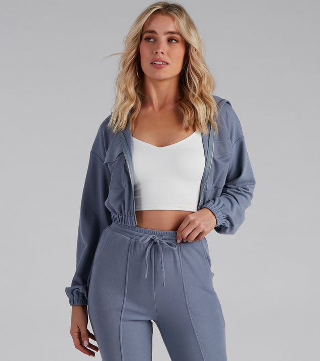 You’ll look stunning in the Trendy Casual Vibes Zip-Up Hoodie when paired with its matching separate to create a glam clothing set perfect for a New Year’s Eve Party Outfit or Holiday Outfit for any event!