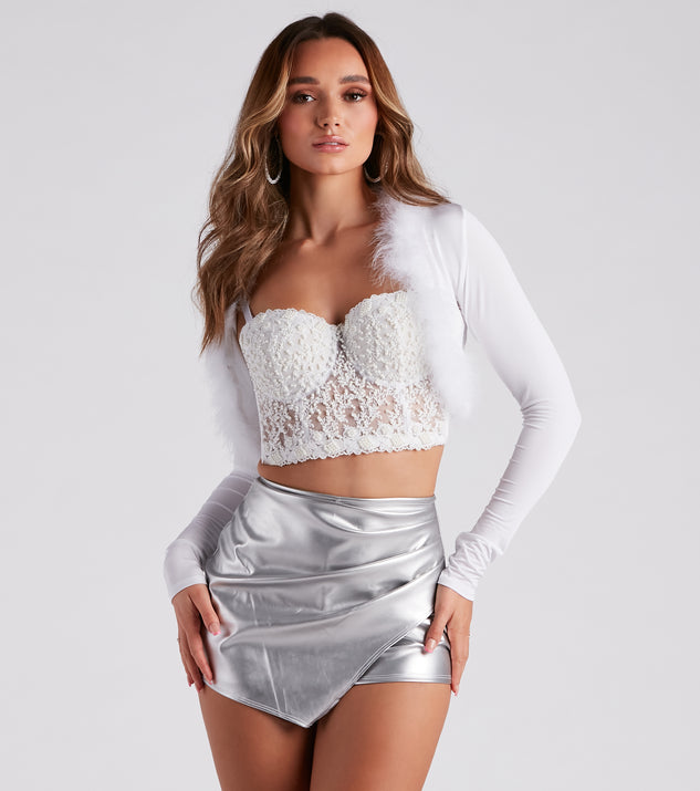 Fancy Vibes Feather Trim Bolero is the perfect Homecoming look pick with on-trend details to make the 2023 HOCO dance your most memorable event yet!