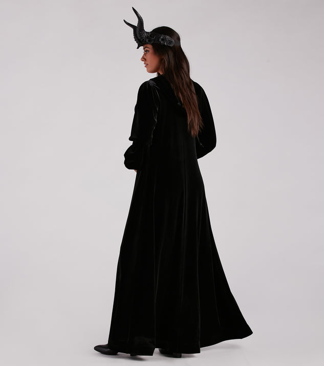 Long velvet cape with hood clearance