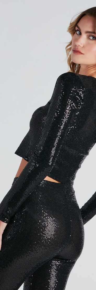 With fun and flirty details, the All In Sequin Dual Tie Front Crop Top shows off your unique style for a trendy outfit for the spring or summer season!