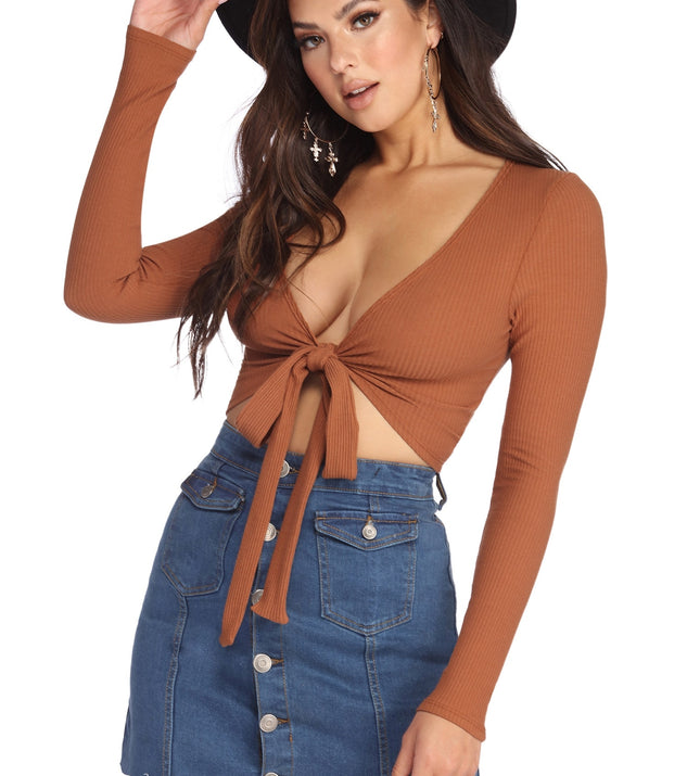 Get With Knit Crop Top is a trendy pick to create 2023 festival outfits, festival dresses, outfits for concerts or raves, and complete your best party outfits!