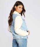 Sherpa Sleeve Denim Jacket is a trendy pick to create 2023 festival outfits, festival dresses, outfits for concerts or raves, and complete your best party outfits!