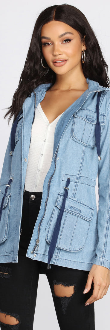 Carpe Denim Anorak helps create the best summer outfit for a look that slays at any event or occasion!