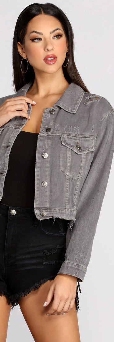Distressed Crop Denim Jacket is a trendy pick to create 2023 festival outfits, festival dresses, outfits for concerts or raves, and complete your best party outfits!